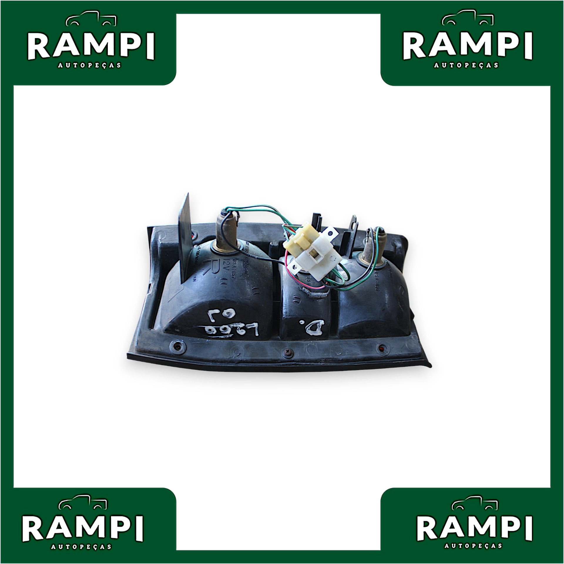 Lanterna Traseira Direita Mitsubishi L200 2000