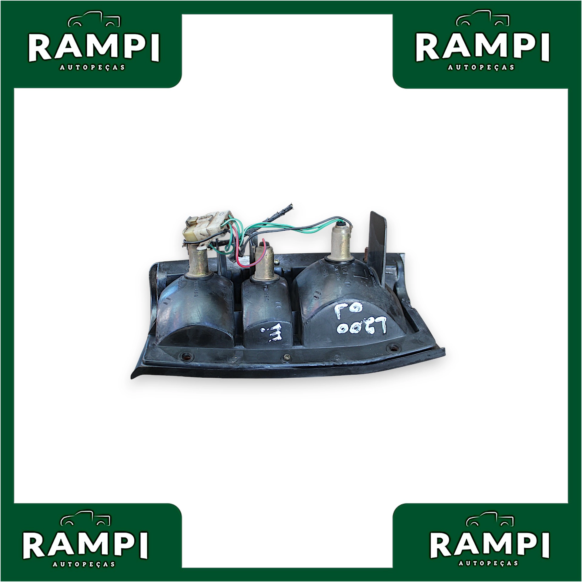 Lanterna Traseira Esquerda Mitsubishi L200 2000