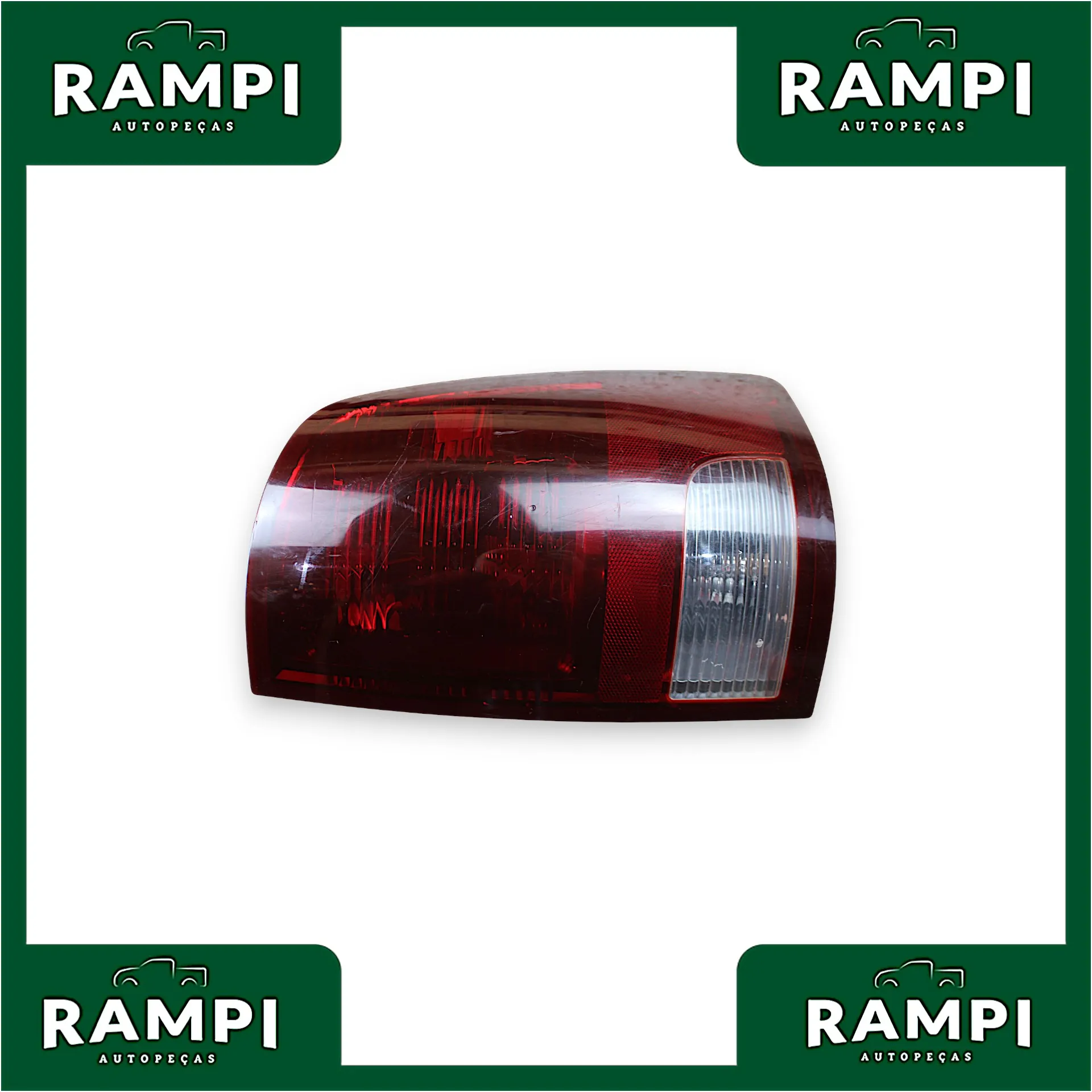 Lanterna Traseira Direita Dodge RAM 2012