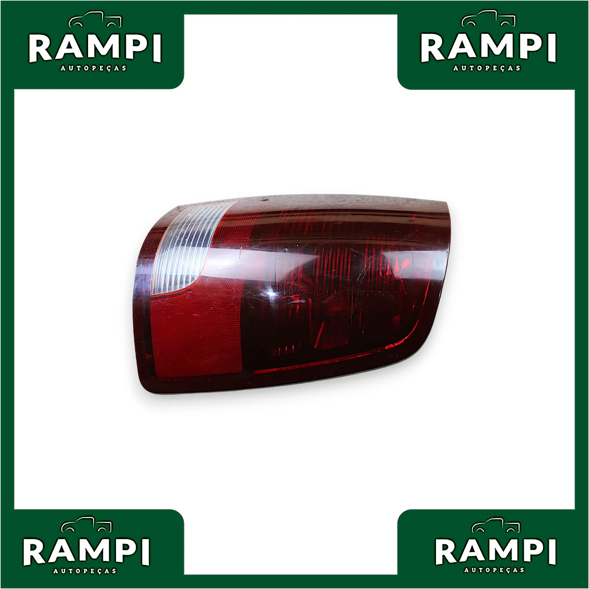 Lanterna Traseira Direita Dodge RAM 2012