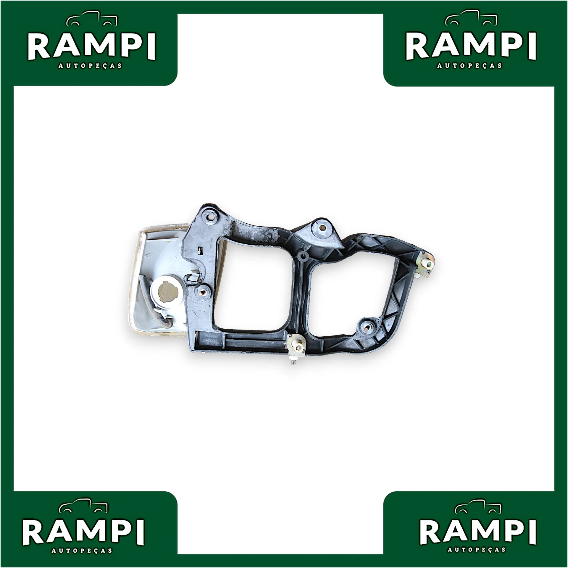 Suporte Farol direito GM Blazer 2000