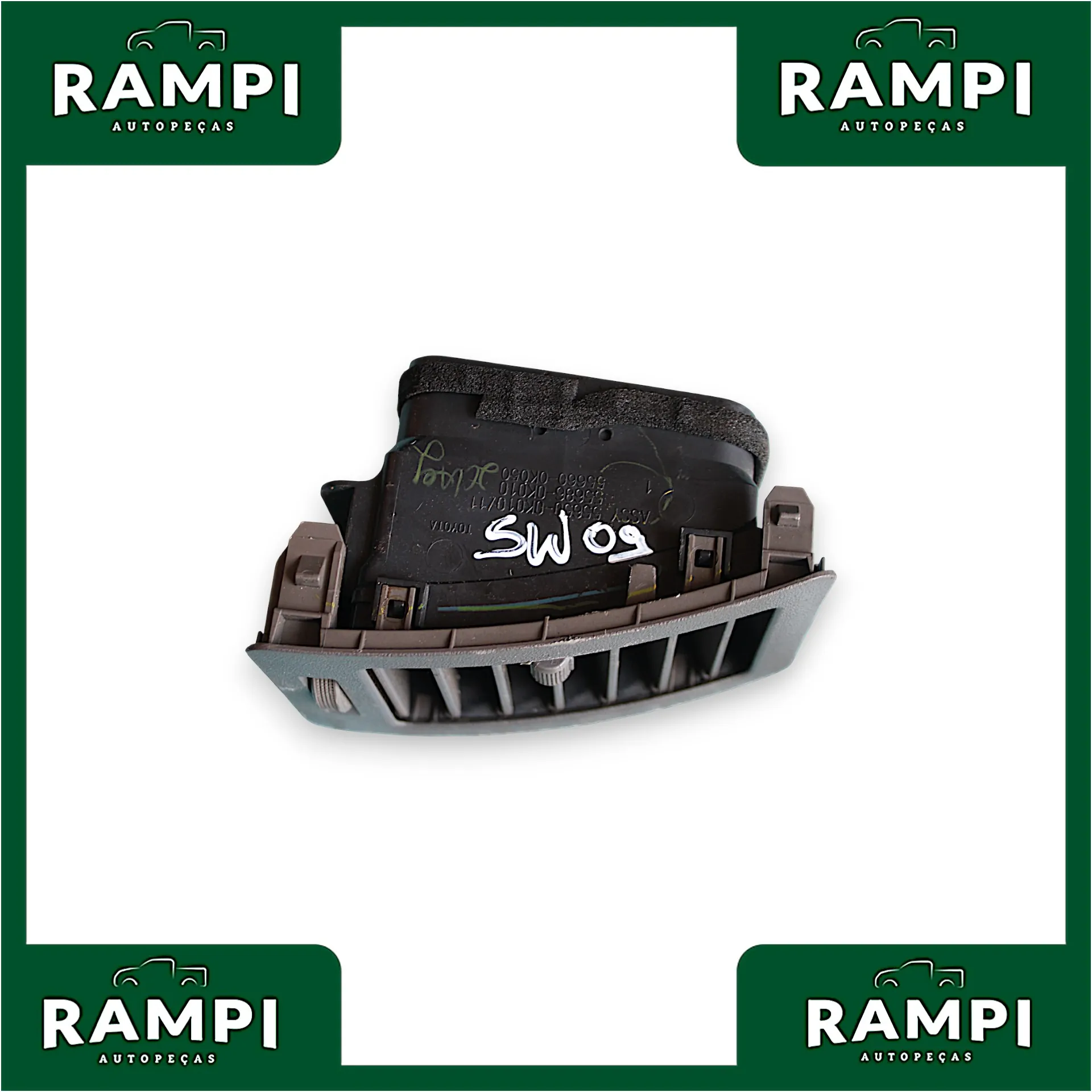 Difusor Ar Direito Toyota Hilux SW4 2009 556500k01011