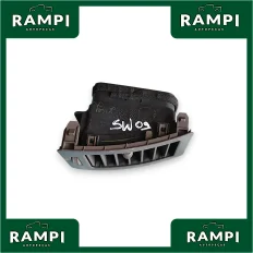 Difusor Ar Direito Toyota Hilux SW4 2009 556500k01011