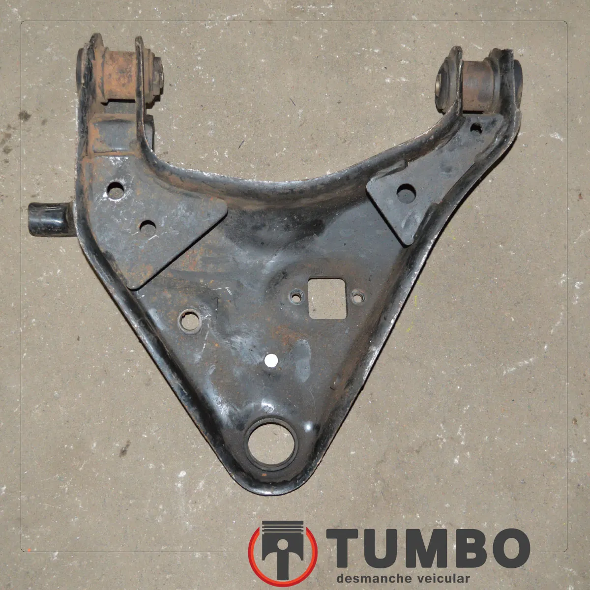 Bandeja de suspensão direita Ranger 05/12 3.0 Diesel
