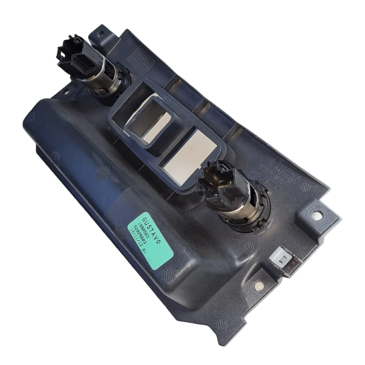 Acabamento console acendedores de cigarro Trailblazer 2013