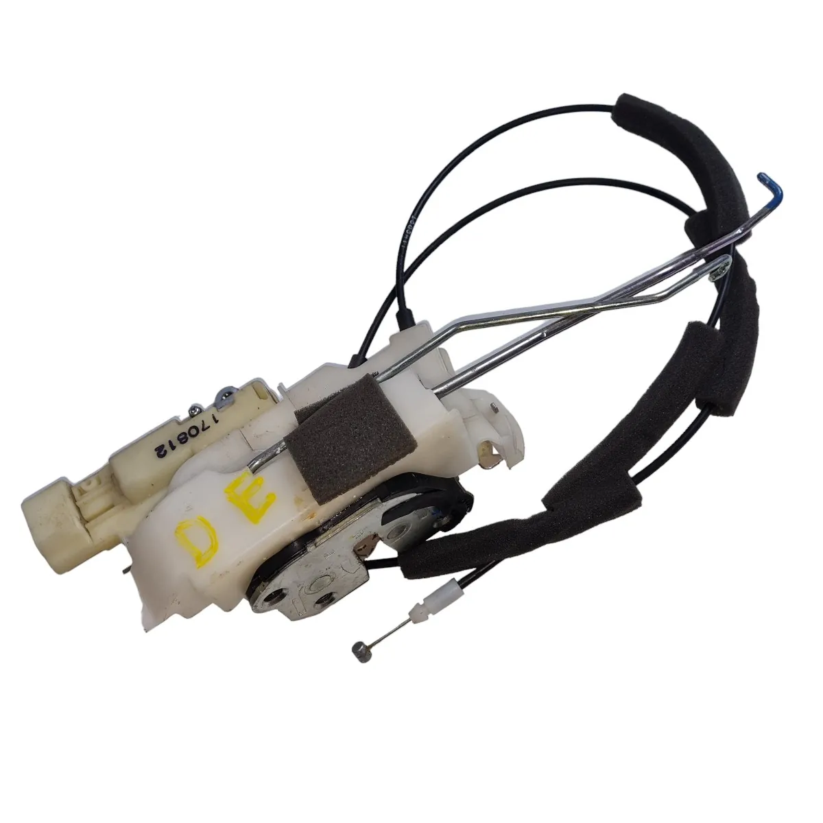Fechadura elétrica dianteira esquerda Trailblazer 180cv 2013