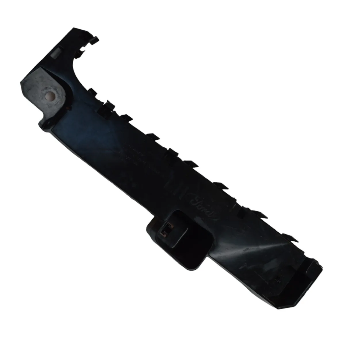 Suporte guia esquerdo do parachoque Ranger 3.2 4x4 2015