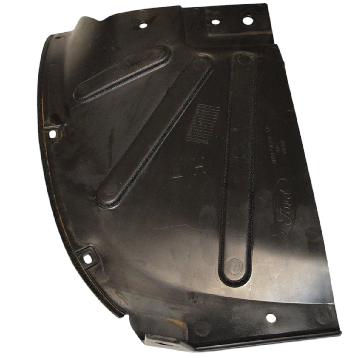 Protetor interno paralama roda traseira tras esq Ranger 2015