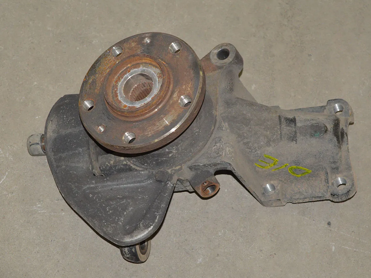 Montante susp c/ cubo roda diant esq Ducato Jumper 2.3 2015