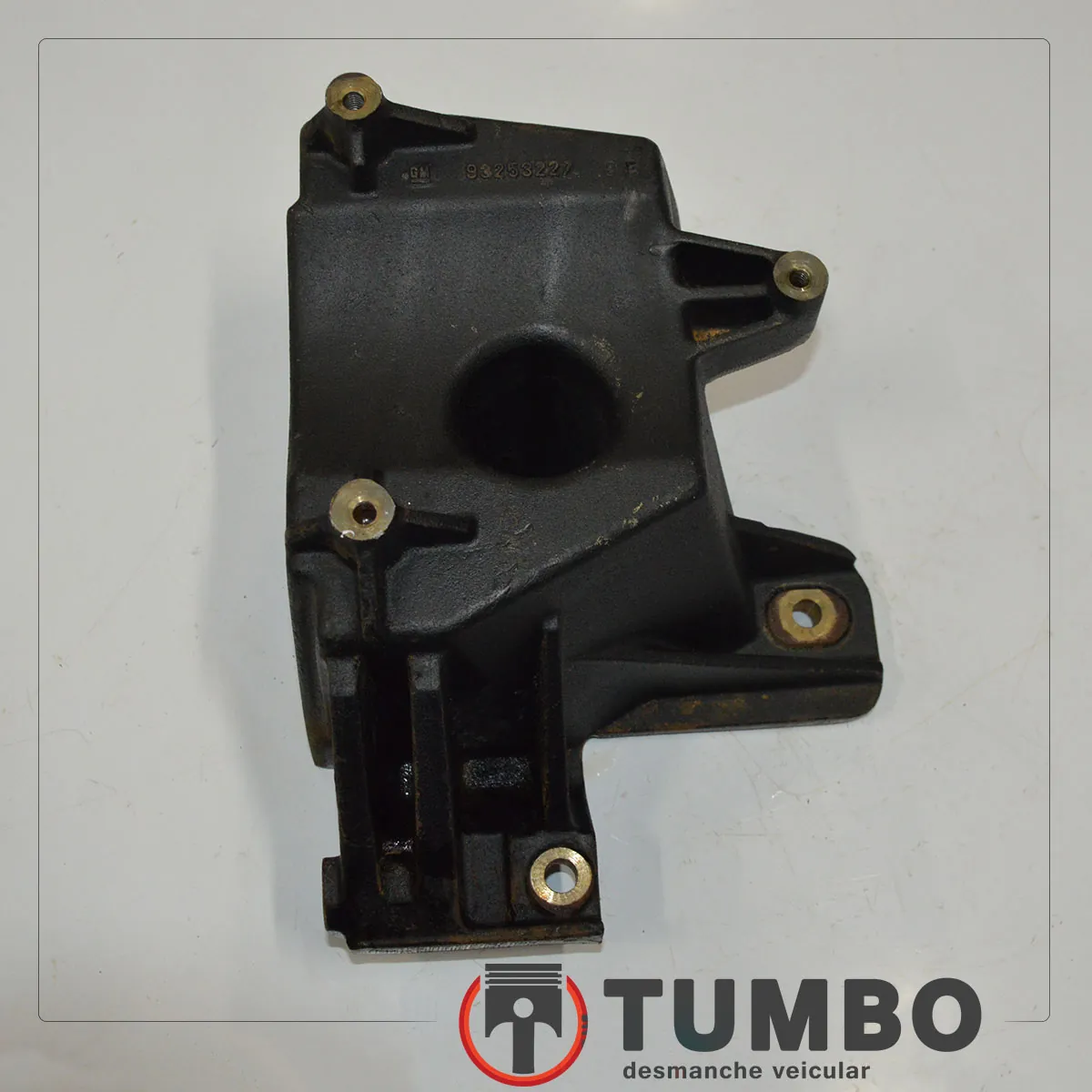 Suporte compressor do ar condicionado S10 00/11 2.4 Manual