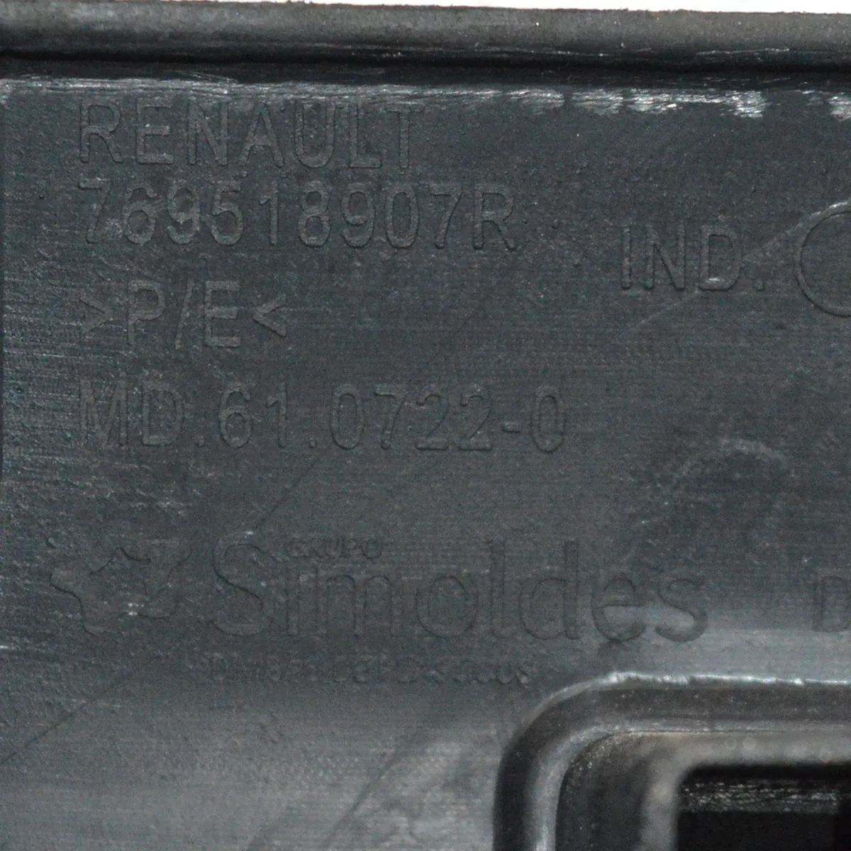 Soleira pisante direito Master 2.3 2014