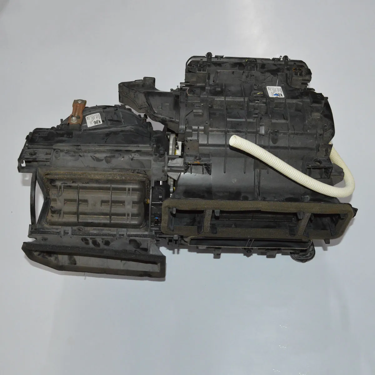 Caixa de ar condicionado dianteira Hilux SW4 2014 3.0 4x4