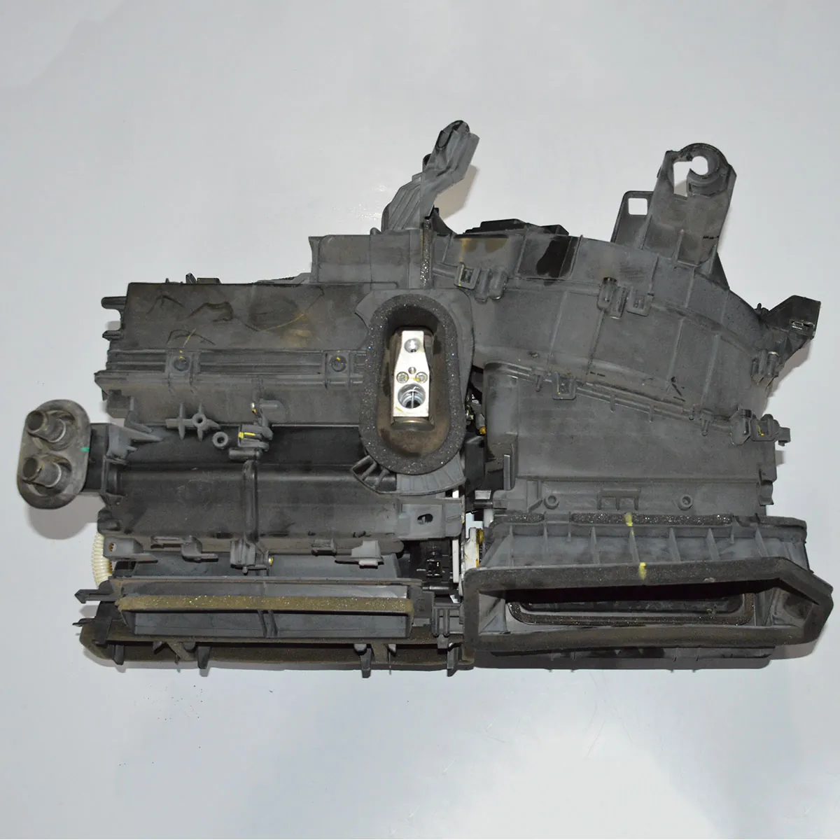 Caixa de ar condicionado dianteira Hilux SW4 2014 3.0 4x4