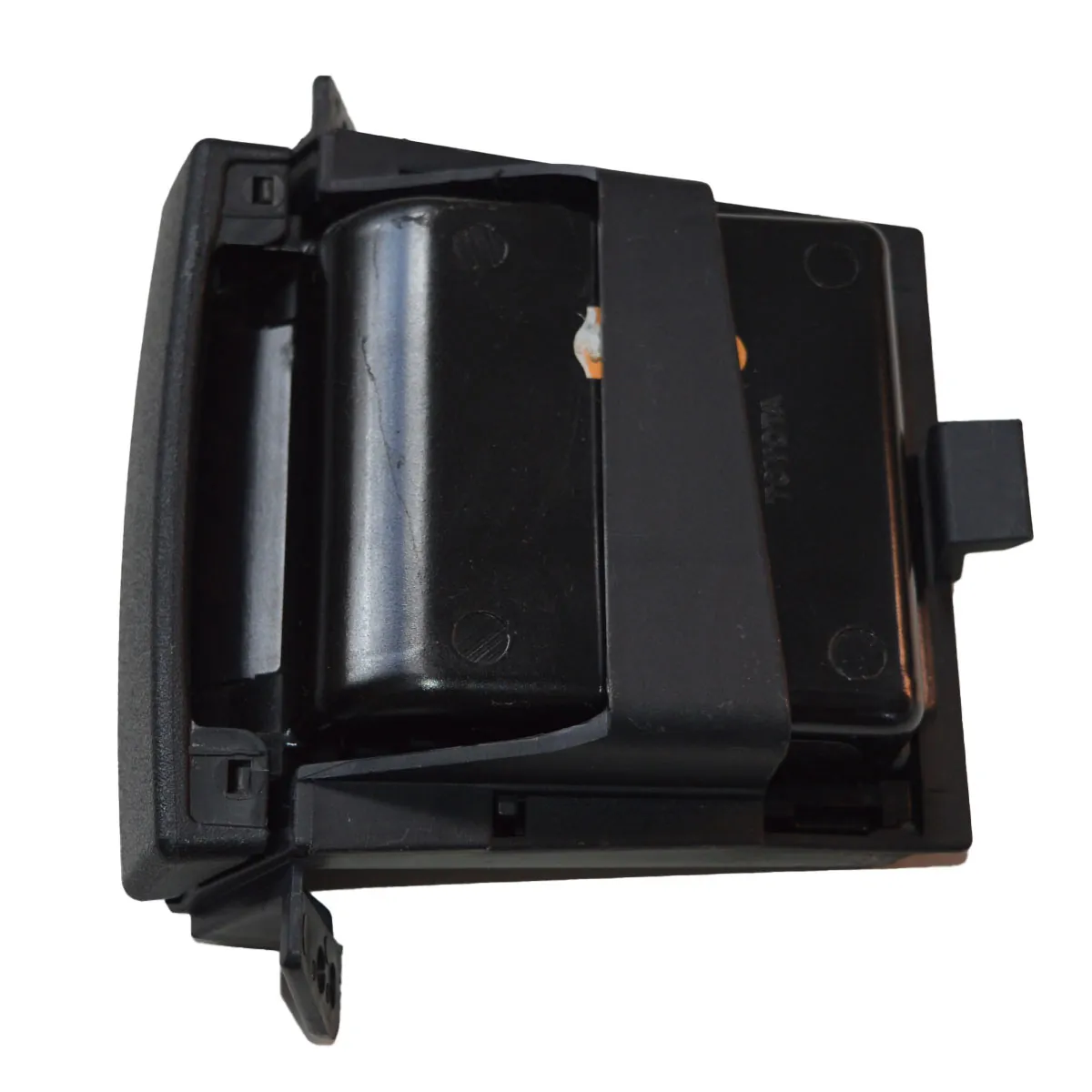 Cinzeiro porta treco central painel Hilux SW4 12/15 3.0