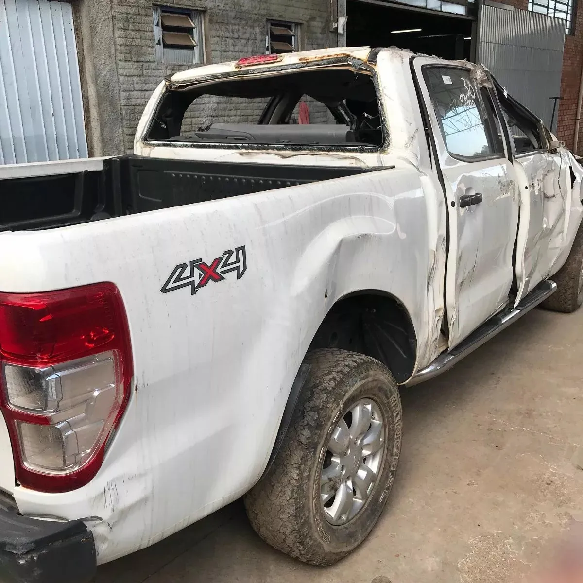 Ford Ranger Xlt 2.2 Manual 4x4 - Sucata Para Retirar Peças