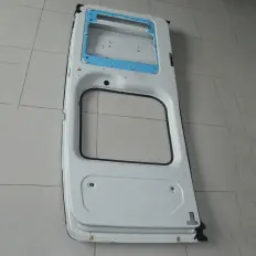 Porta traseira esquerda Transit 2014 2.4 Disel
