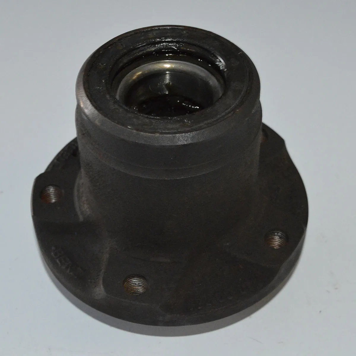 Cubo de roda dianteiro Sprinter 2.5 1998 Diesel