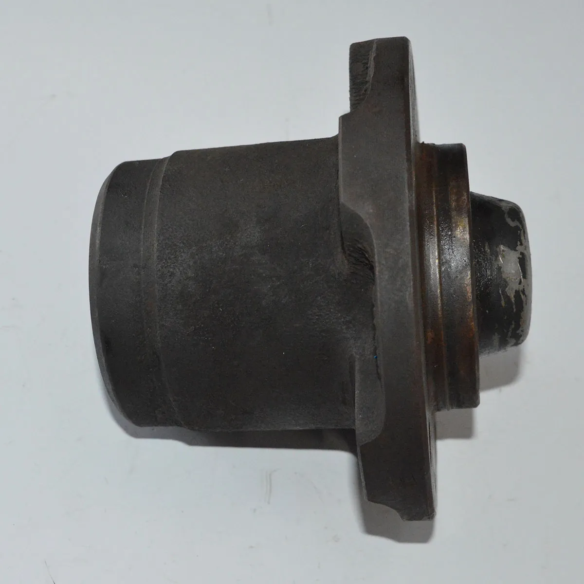 Cubo de roda dianteiro Sprinter 2.5 1998 Diesel