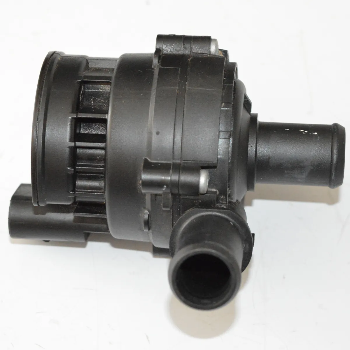 Bomba d´água auxiliar turbina Master 2.3 2019
