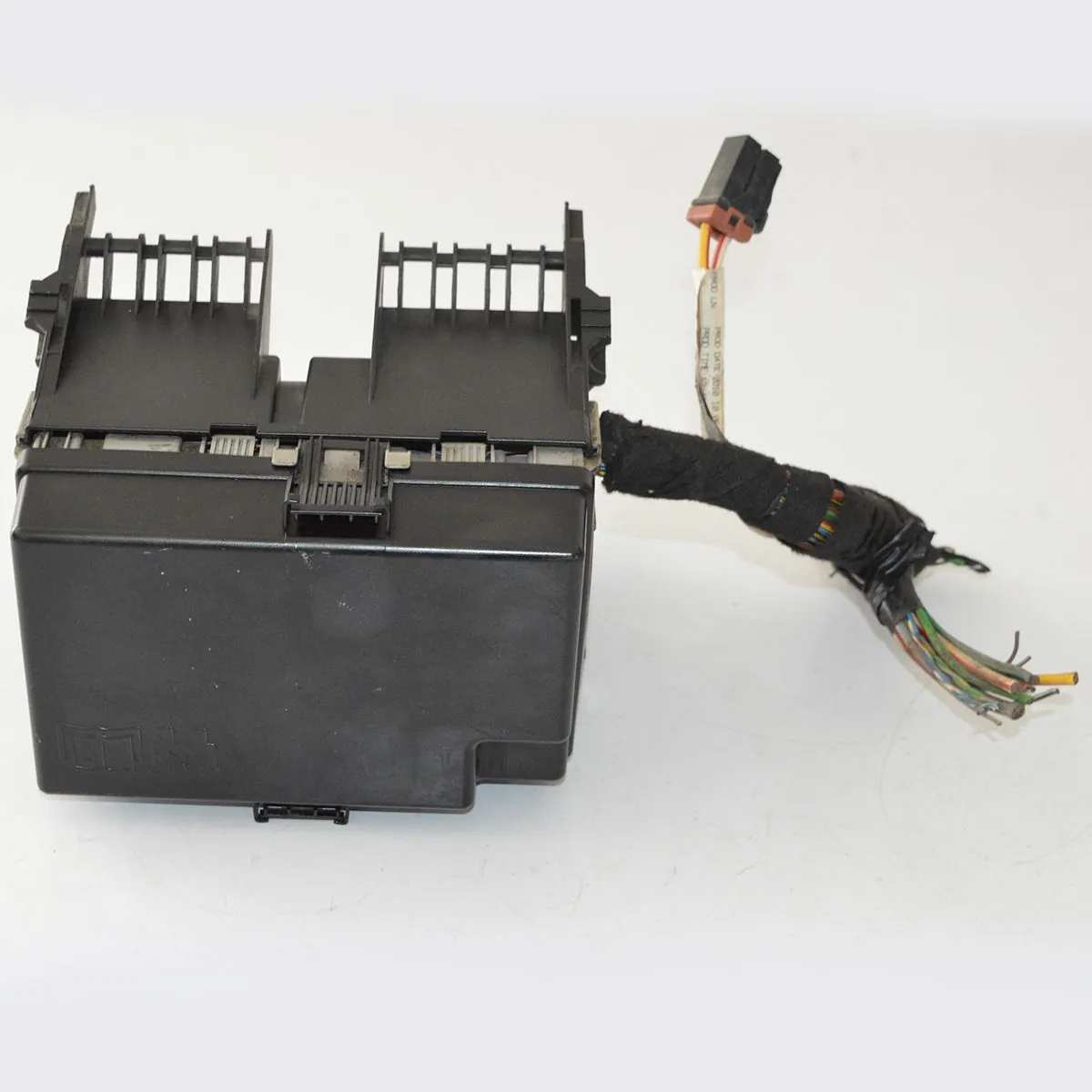 Caixa de fusíveis interna transit 2.4 diesel 2011
