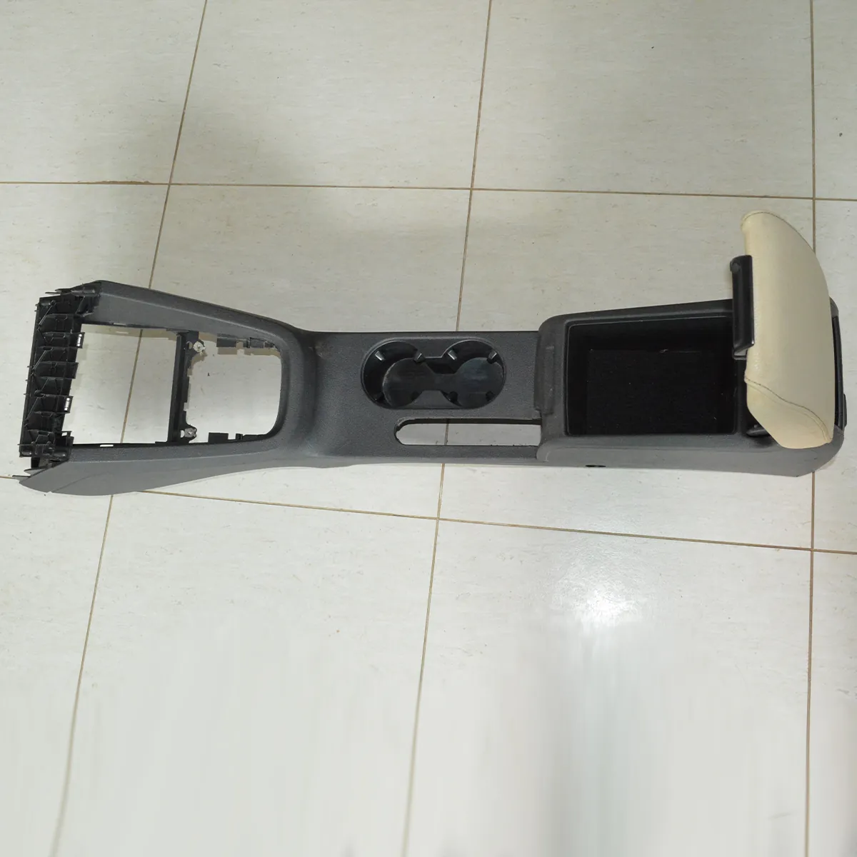 Console central do Jetta 2.0 2012