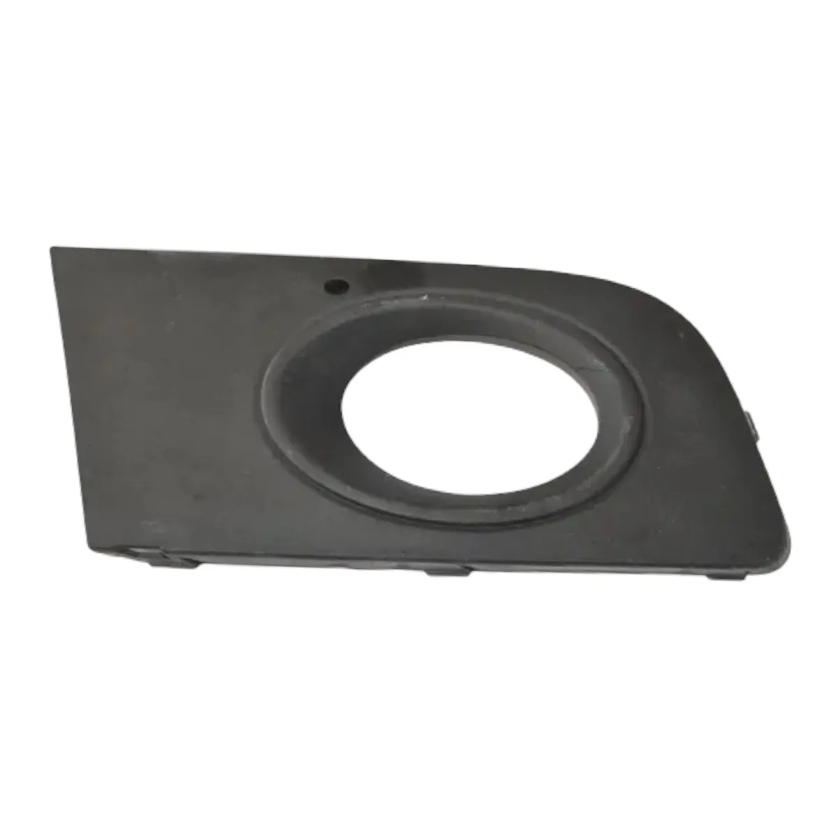 Moldura acabamento farol milha direito Amarok 16 4x4 Manual