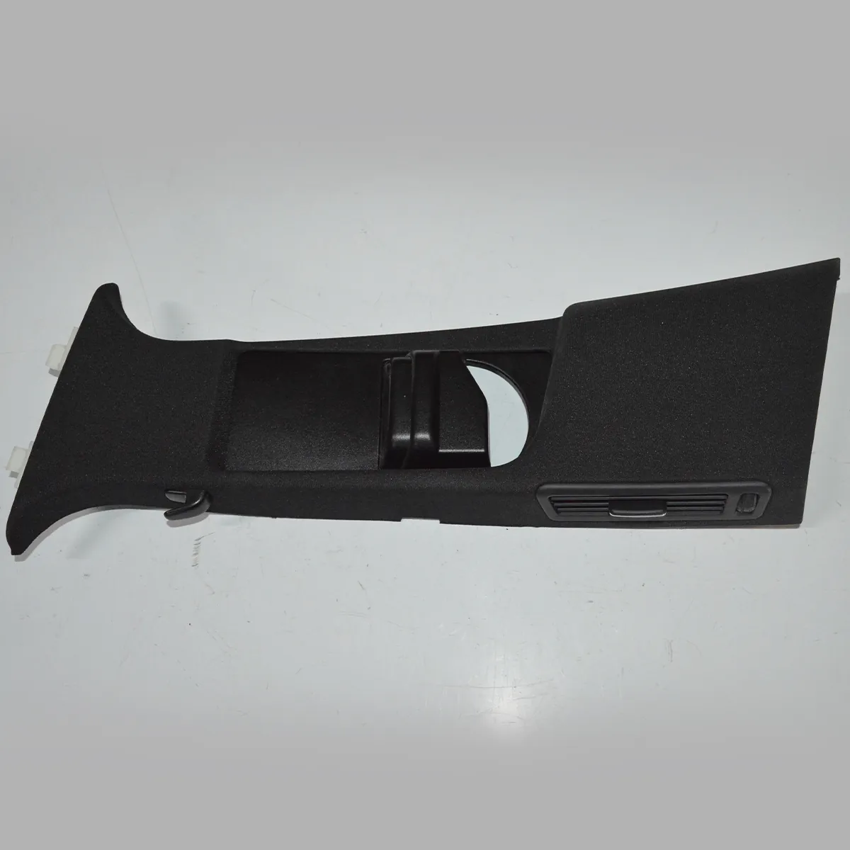 Acabamento coluna esquerda Mercedes E350 V6 2011 Aut.