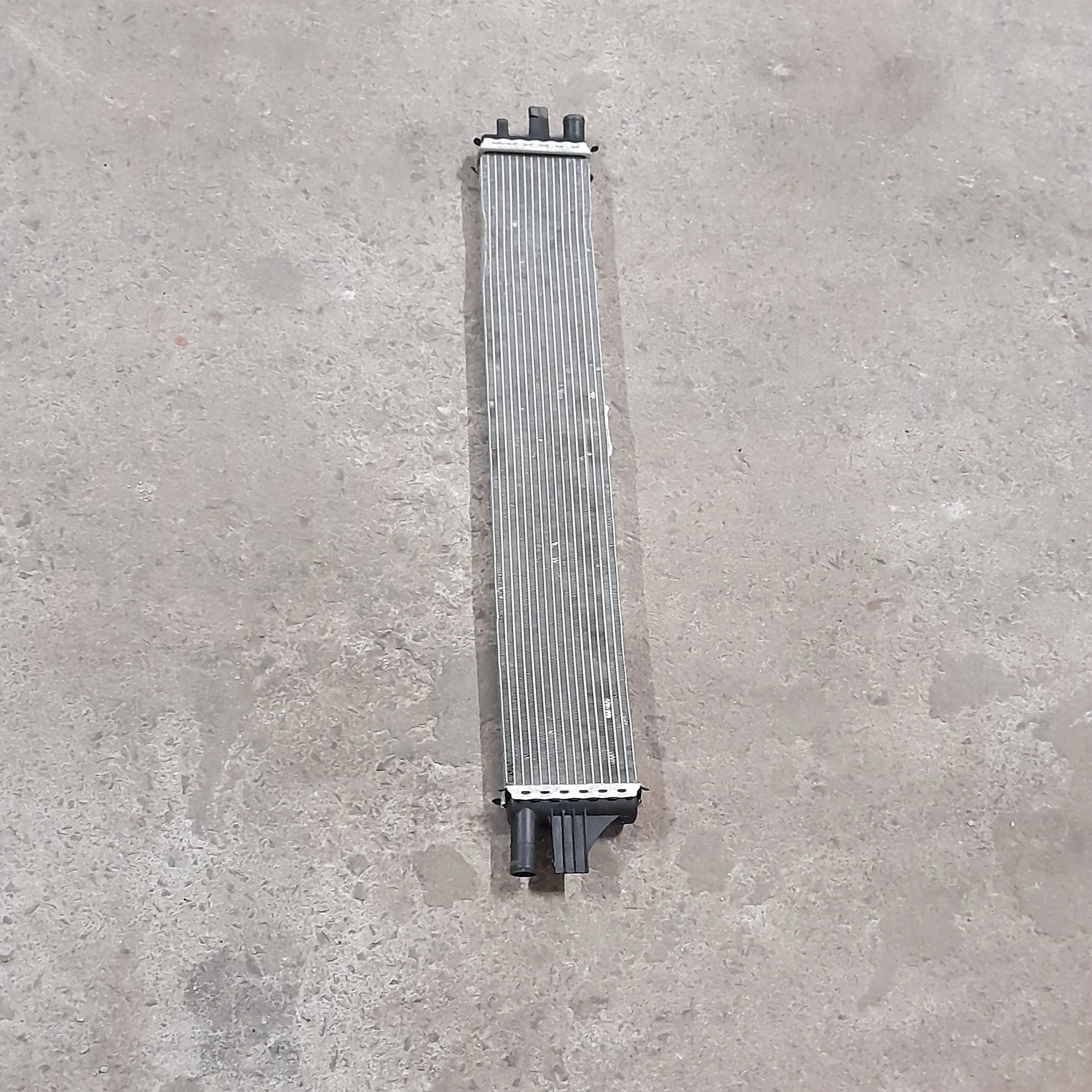 Radiador auxiliar d´água Master 2.3