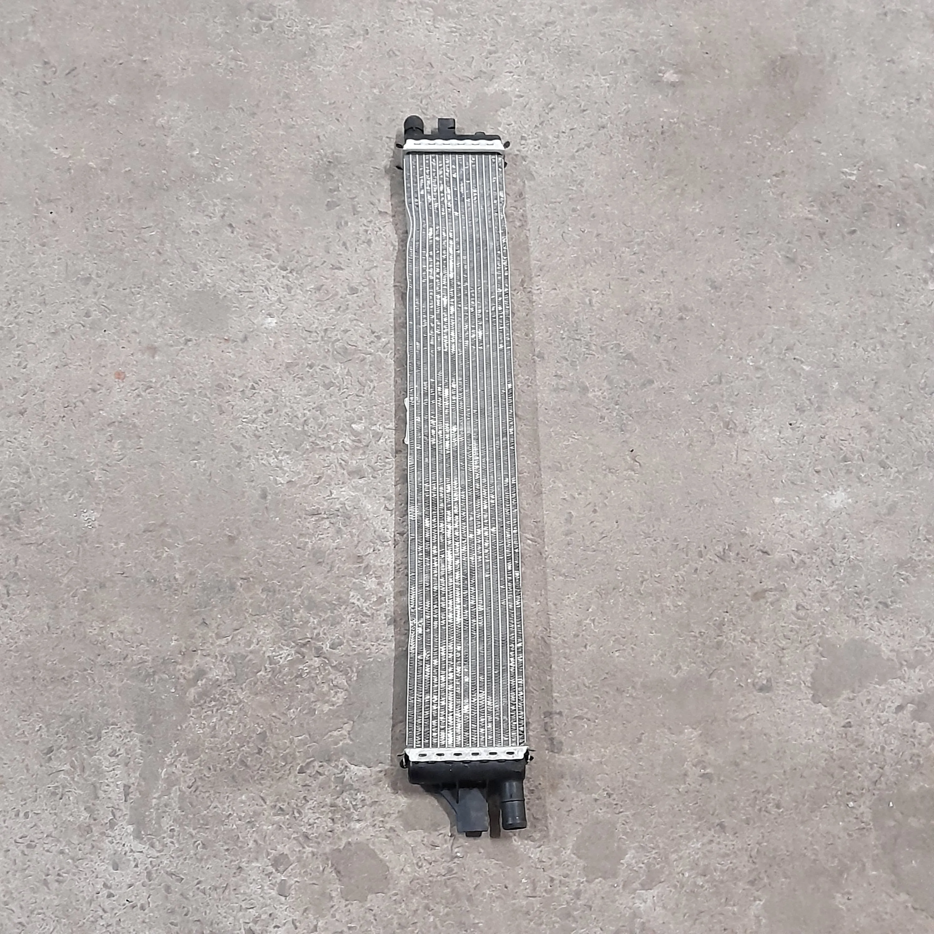 Radiador auxiliar d´água Master 2.3