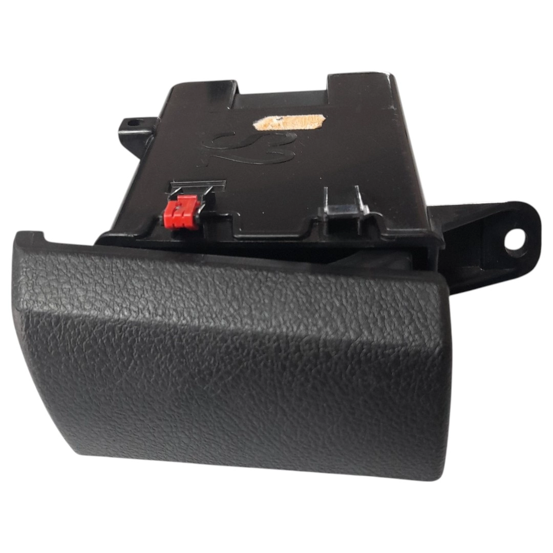 Porta copo lateral esquerdo Hilux 2.8 SRV 4x4 2020