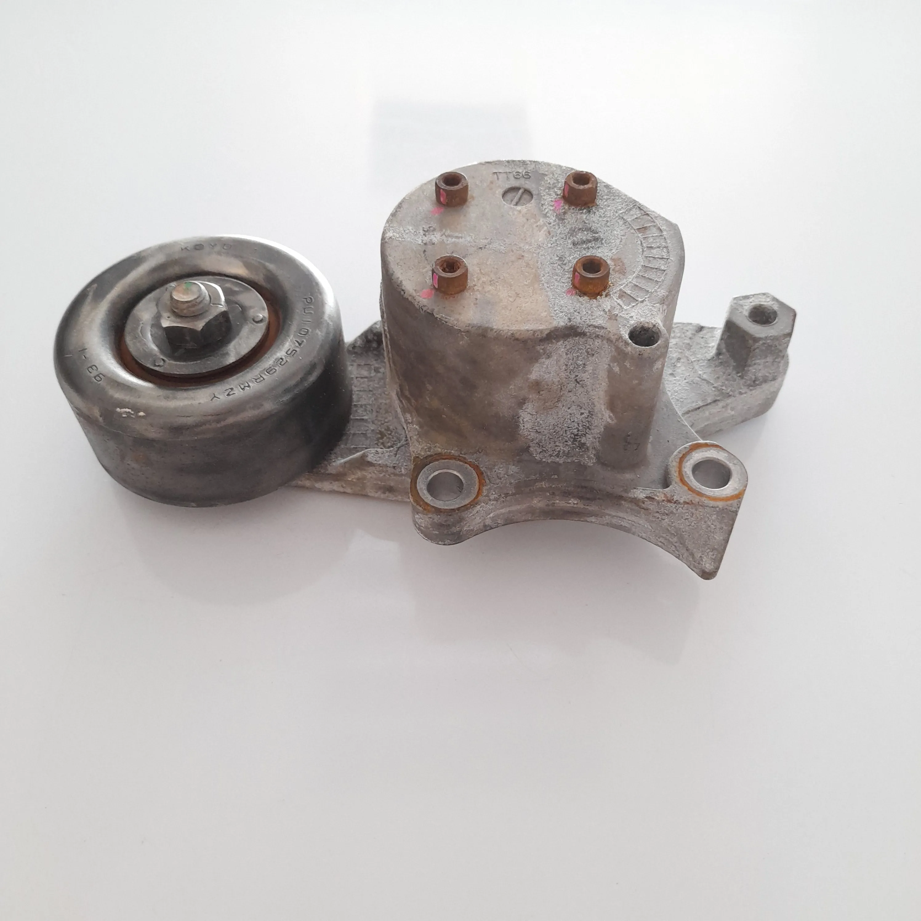 Tensionador correia Hilux 2.8 srv 4x4 2020