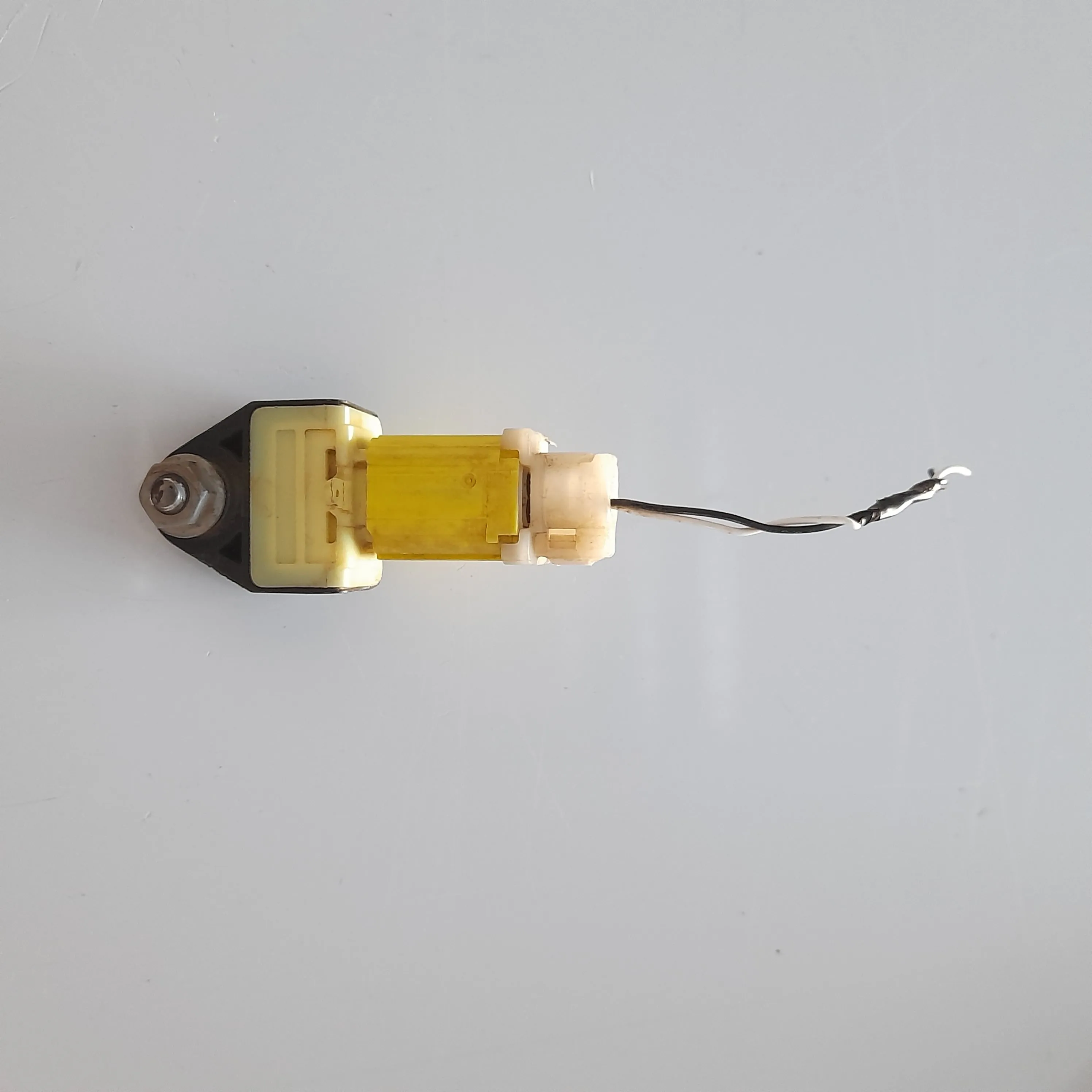 Sensor de detonação do airbag Hilux 2.8 SRV 4X4 2020