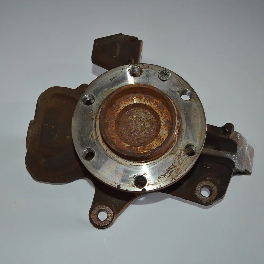 Montante de suspensão com cubo esq Sprinter 2018 415 cdi