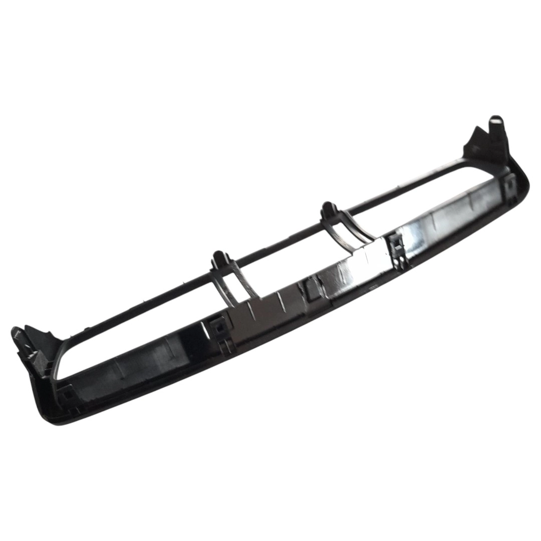Moldura central do painel Hilux SW4 SRX 2.8 2017