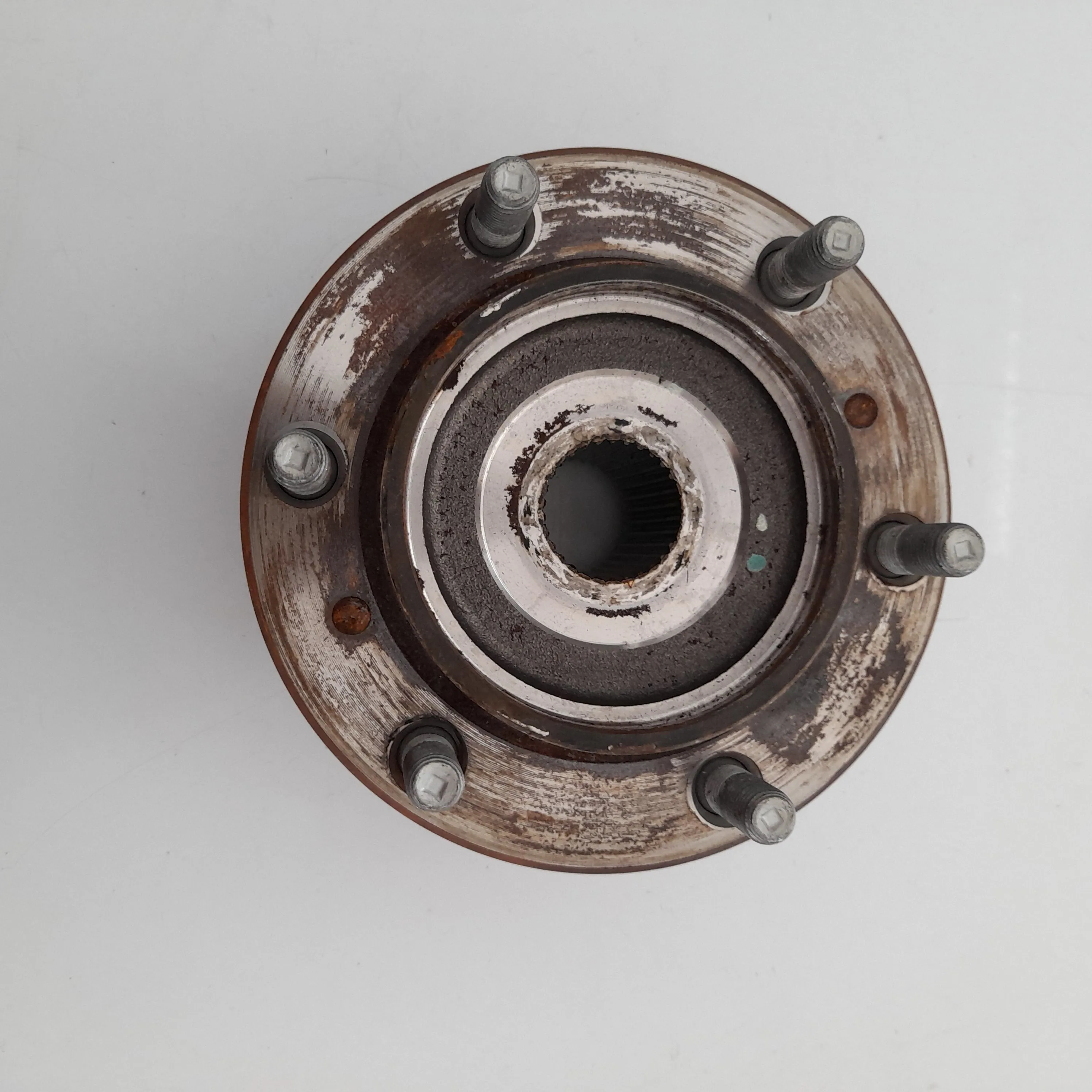 Cubo de roda dianteiro Hilux SW4 SRX 2.8 2017