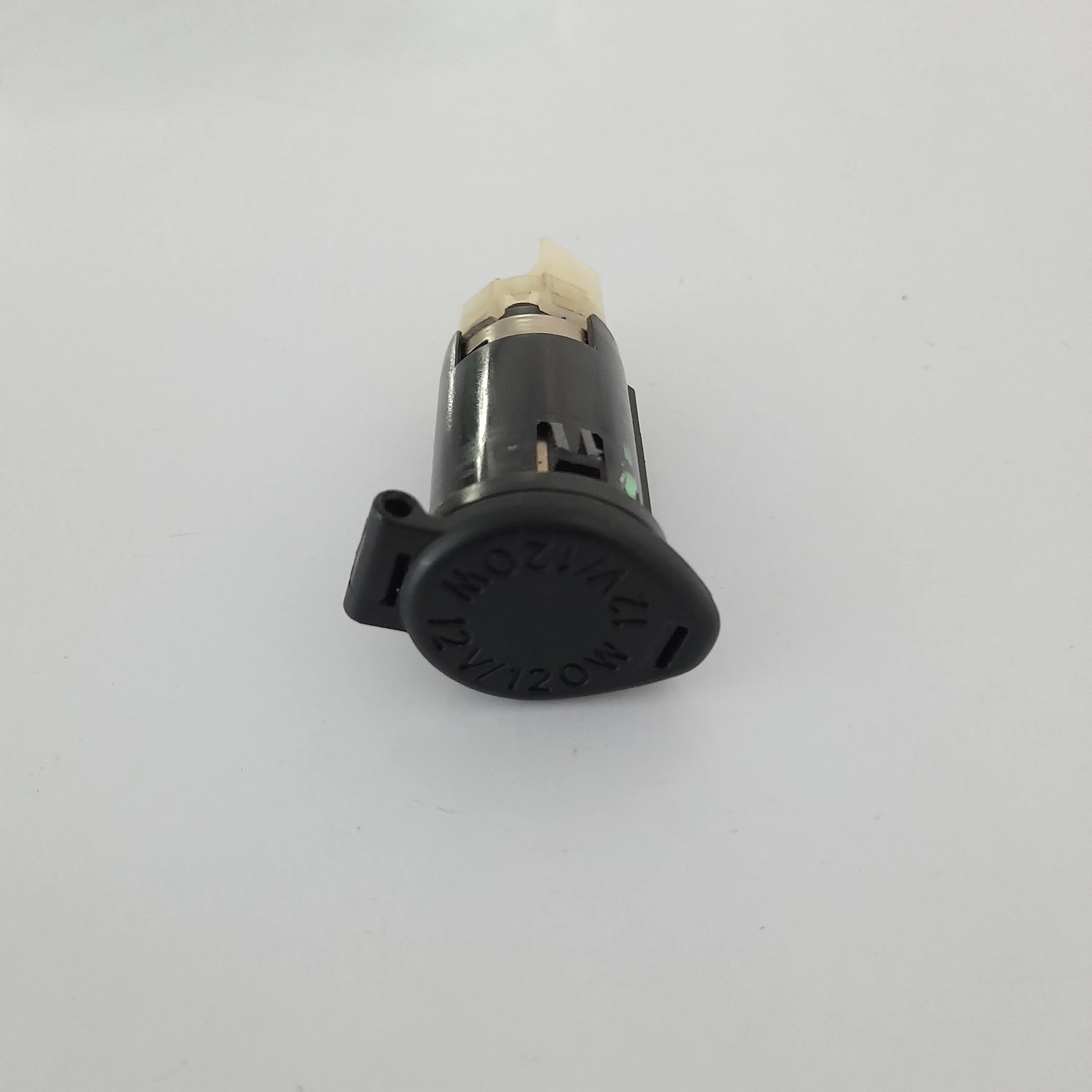Tomada 12v Hilux SW4 SRX 2.8 2017