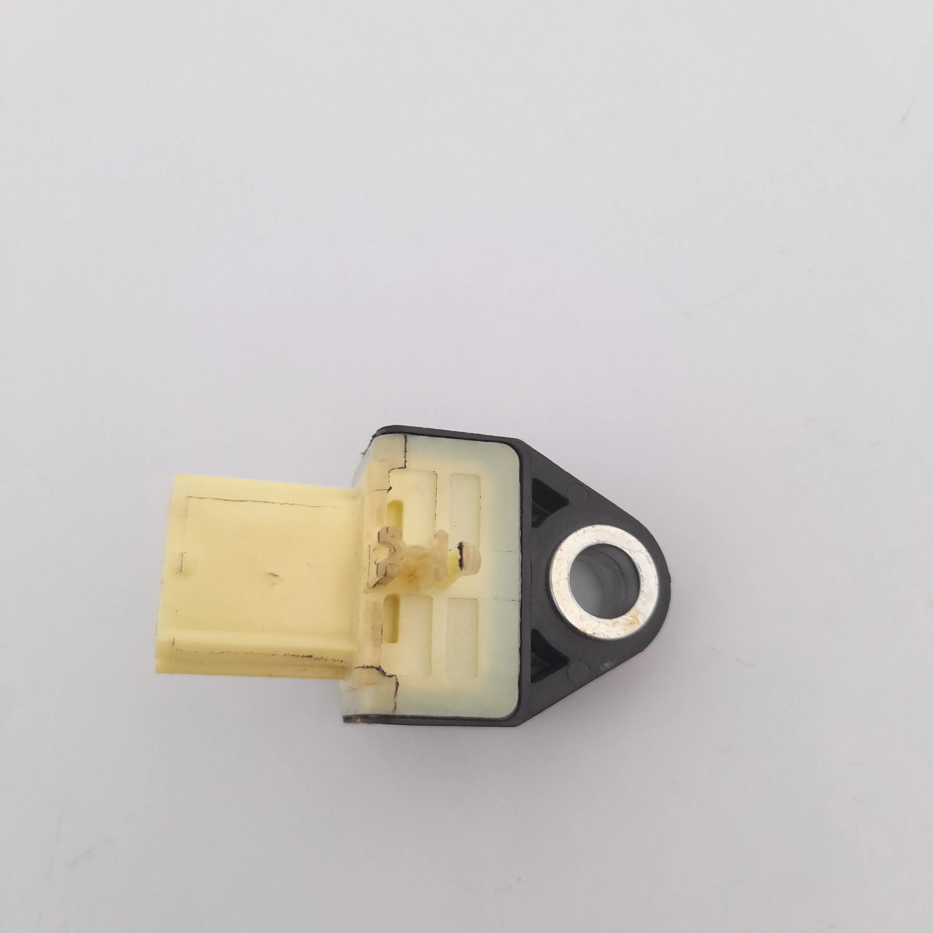 Sensor air bag traseiro 898310K070 Hilux SW4 SRX 2.8 2017