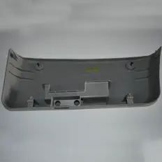 Acabamento inferior porta diant dir Sprinter 415cdi 2018