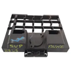 Suporte do Relé do Painel Amarok 4X4 Biturbo 180cv