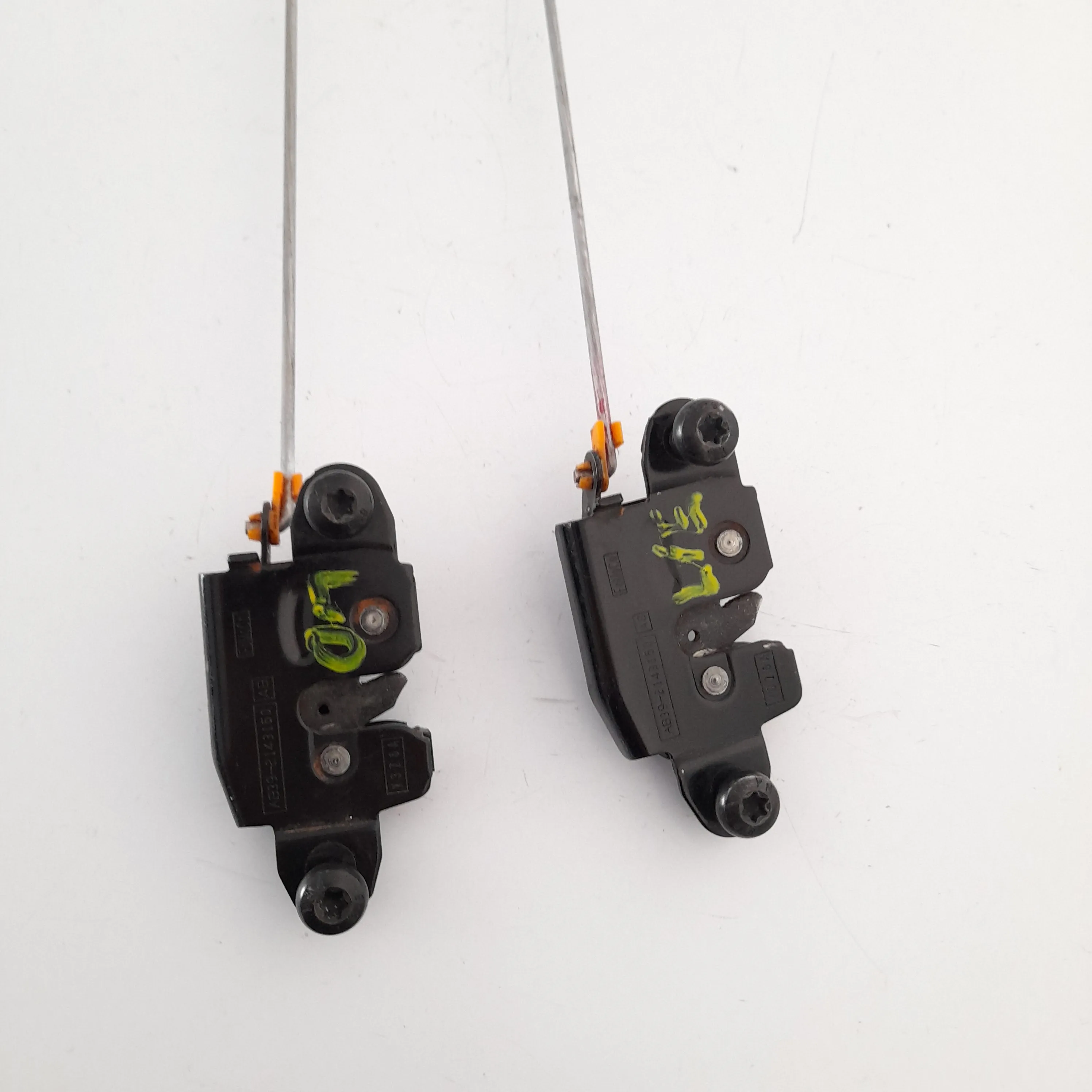 Fechadura tampa traseira (par) Ranger 3.2 XLT 2019 aut