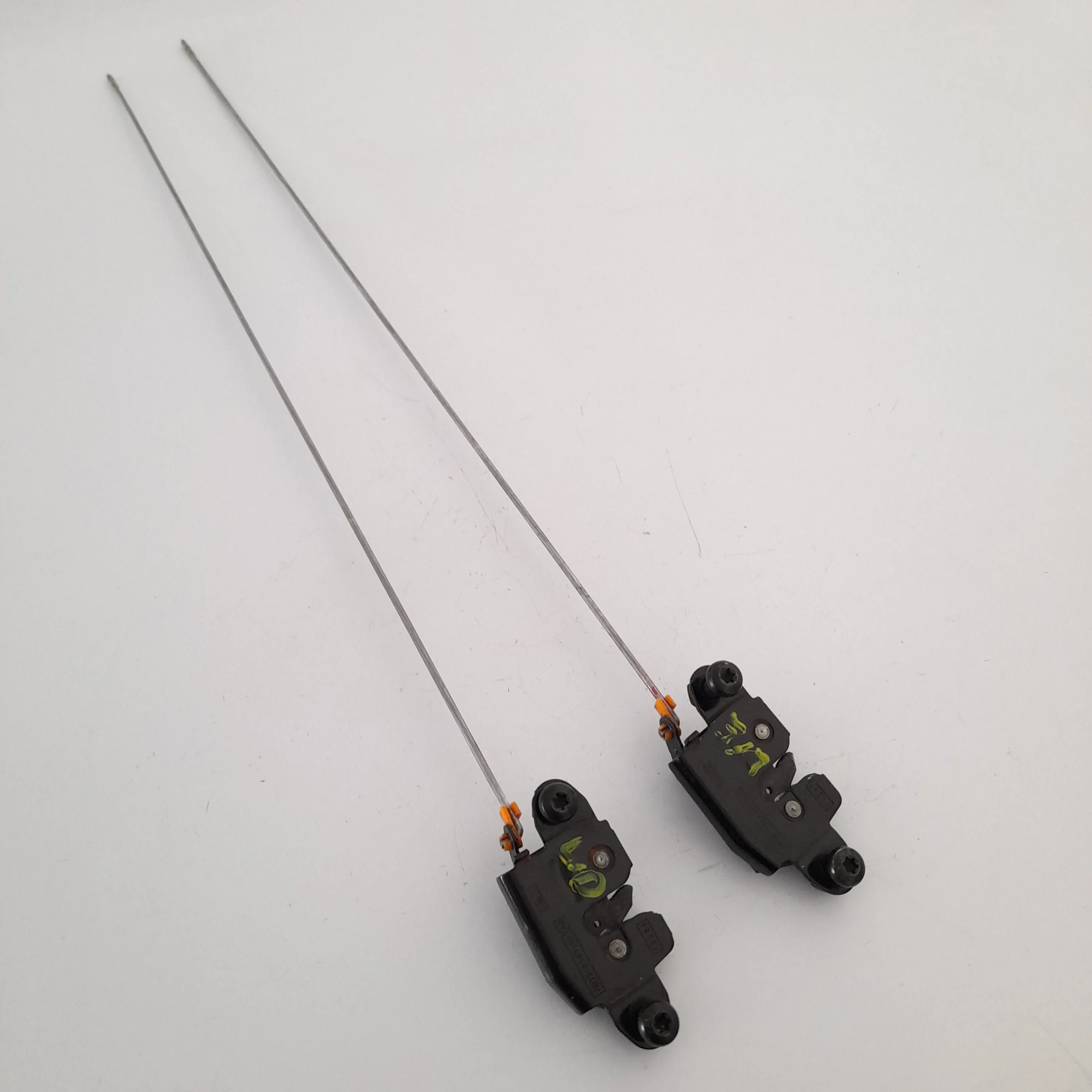 Fechadura tampa traseira (par) Ranger 3.2 XLT 2019 aut