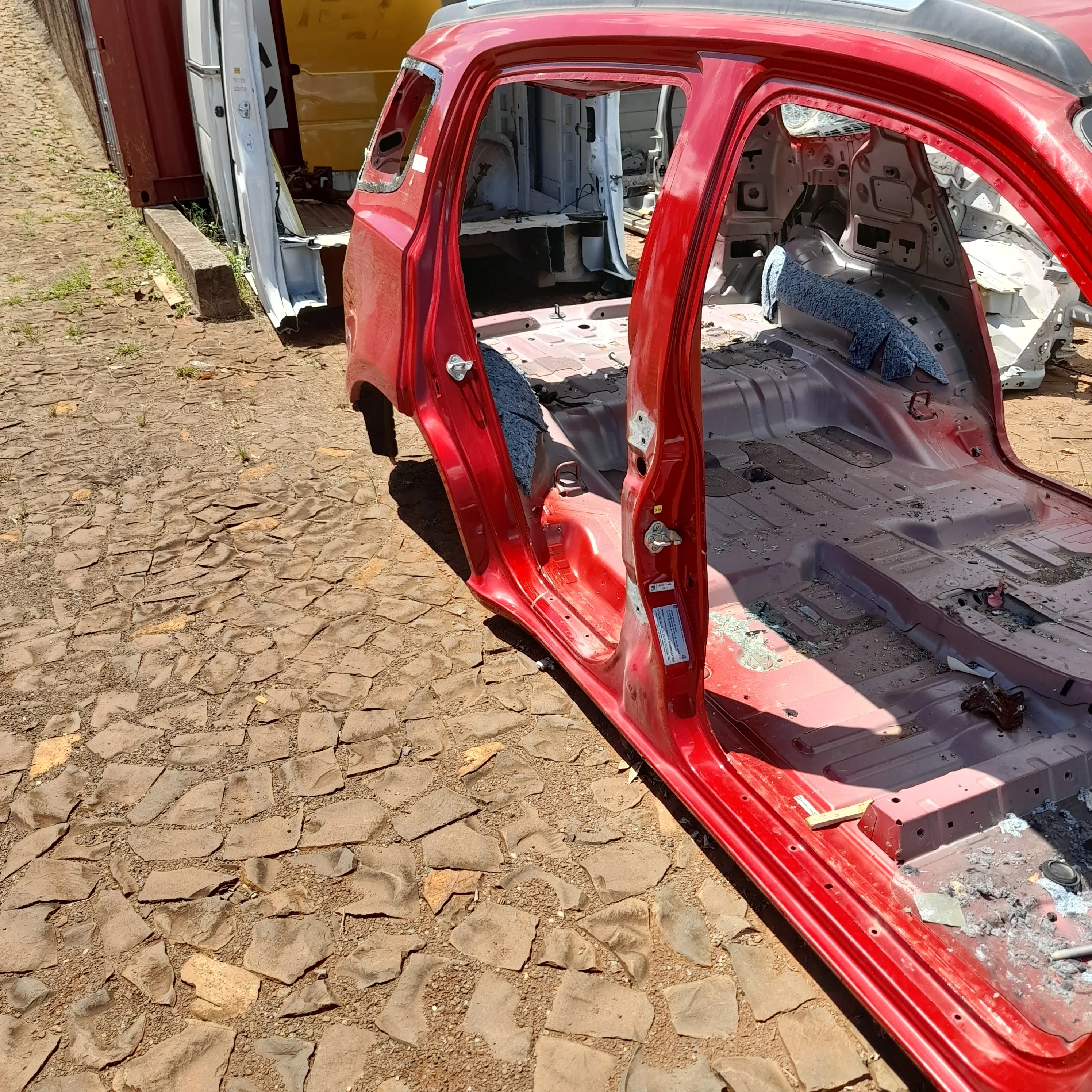 Lateral direita trailblazer 2.8 ltz 2018