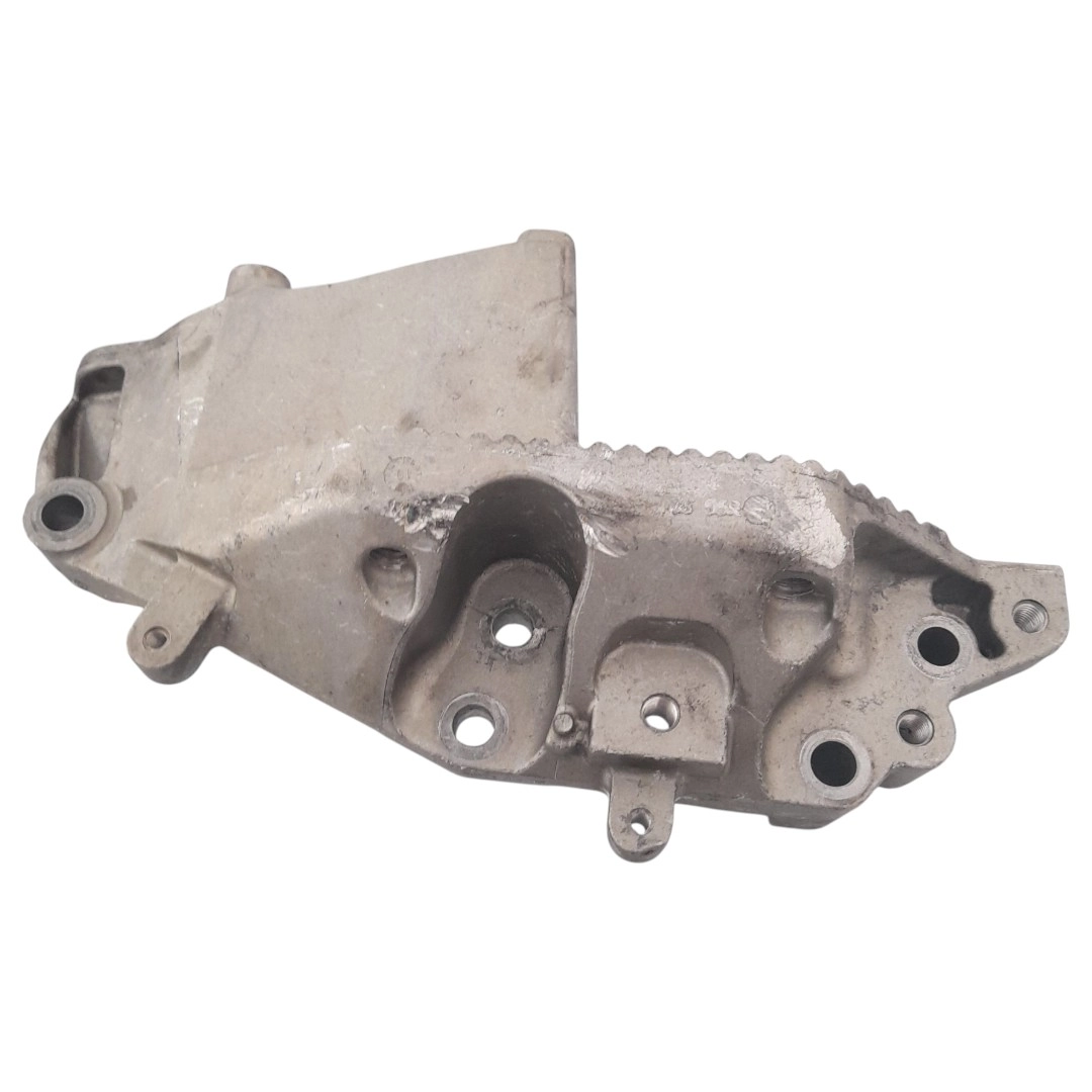 Suporte do Motor Master 2.3 2020