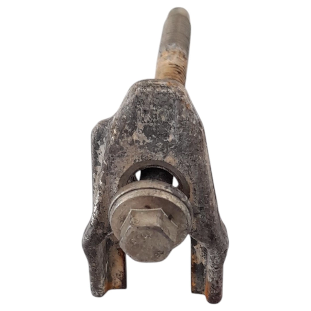 Suporte Com Parafuso Bicos Injetores Renault Master 2.3 2020