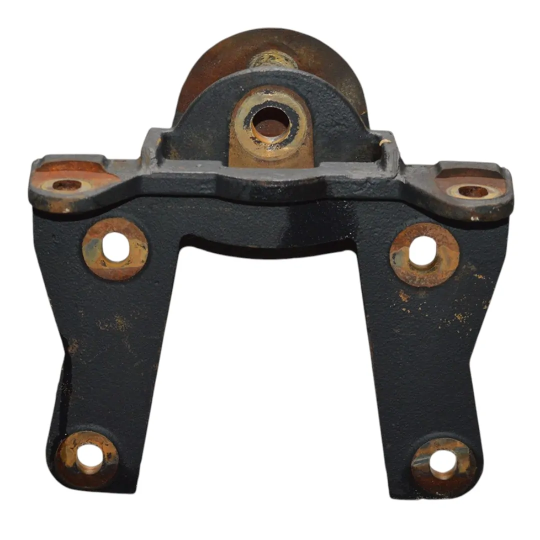 Suporte do feixe de mola esq F4000 2.8 Cummins 2015