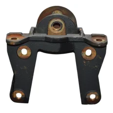 Suporte do feixe de mola esq F4000 2.8 Cummins 2015