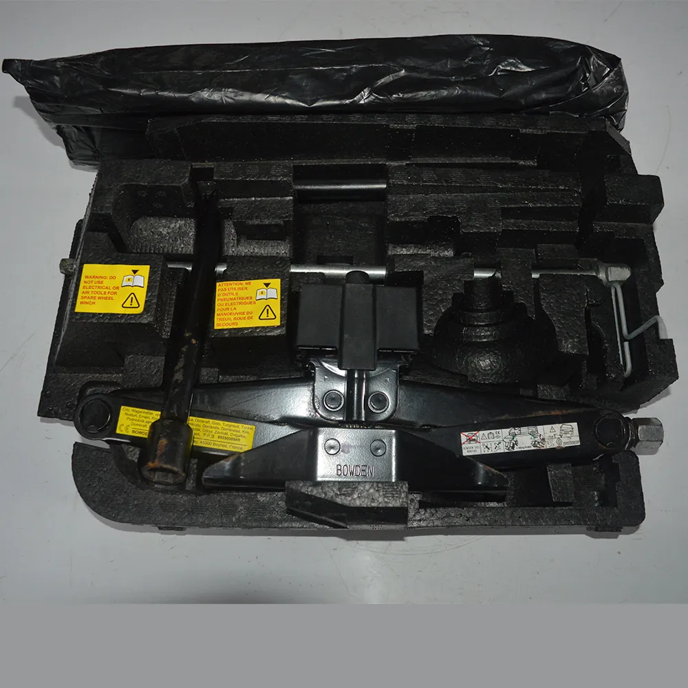 Kit macaco com chave triângulo Master 2.3 2020