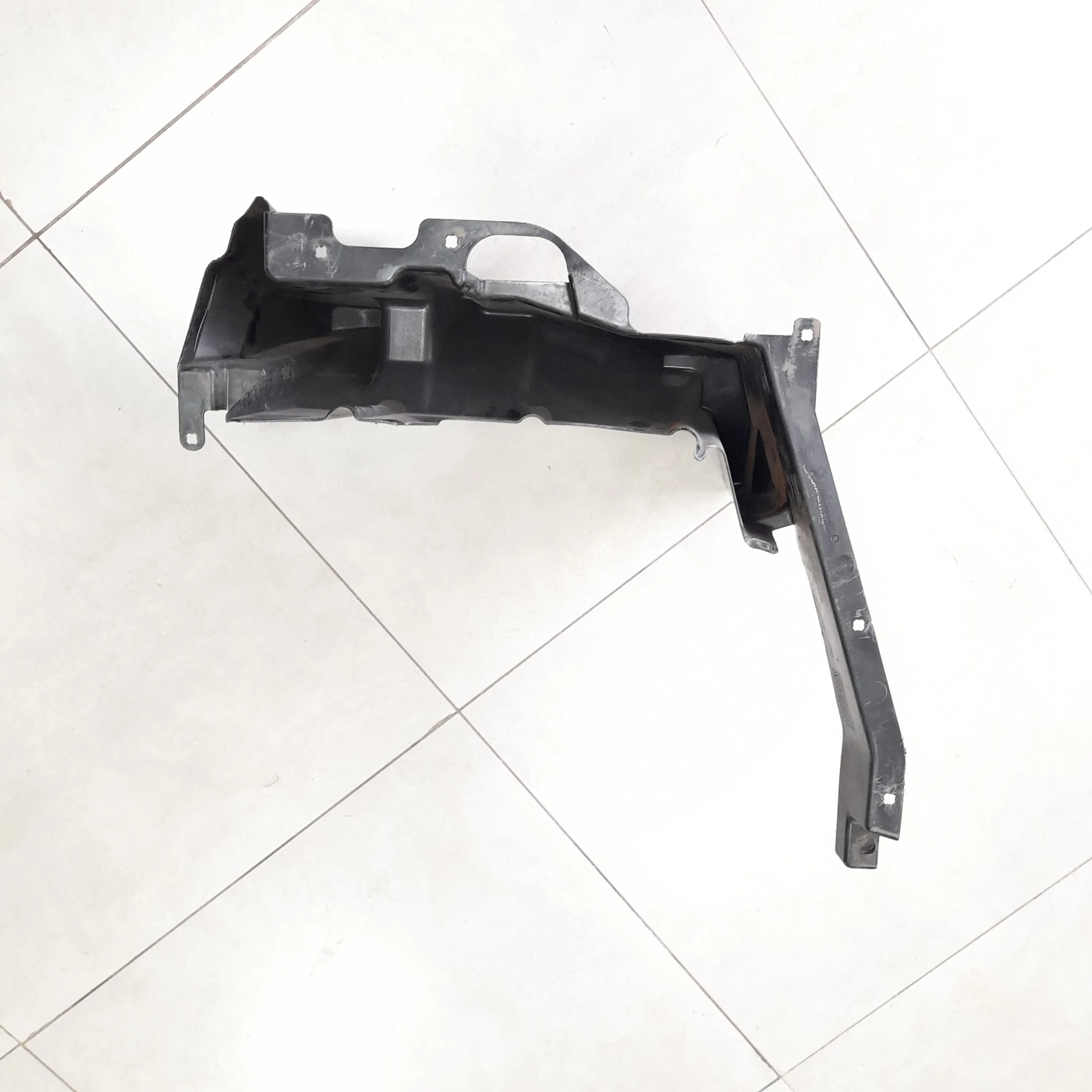 Defletor do radiador direito S10 2018 2.5 flex