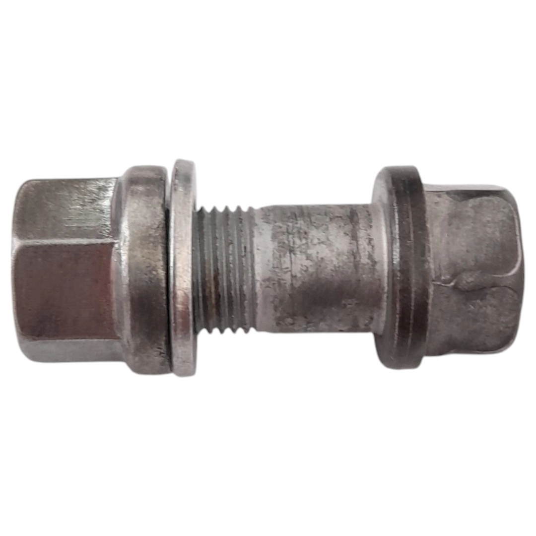 Parafuso do Cardãn da Hilux 2.8 4x4 2019 0km | Tumbo - Peças automotivas de  desmanche veicular