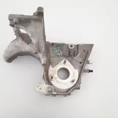 Suporte bomba injetora e alternador Fiat Toro 2.0 diesel AUT 2017